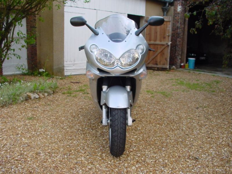 ZZ-R 1200