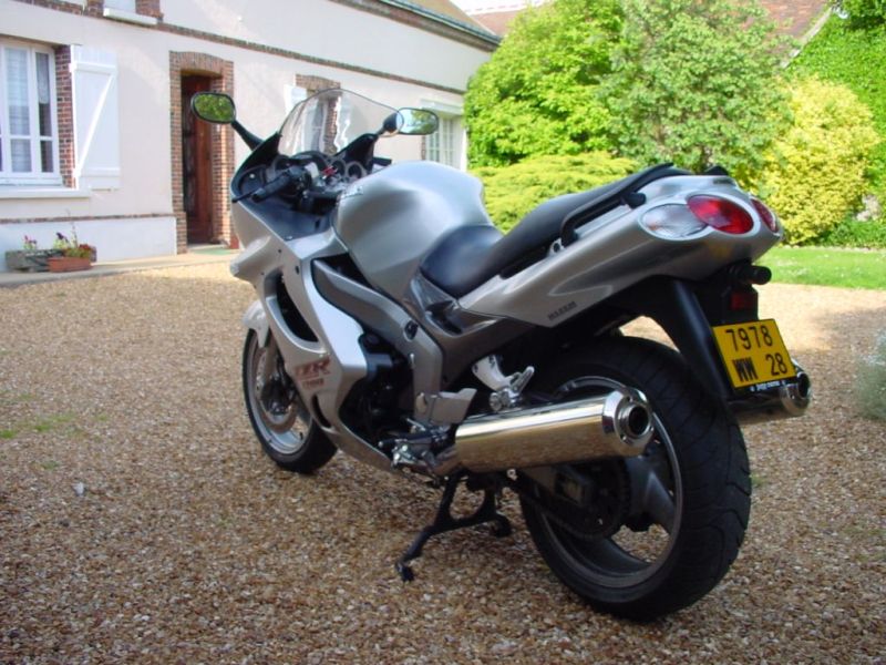 ZZ-R 1200