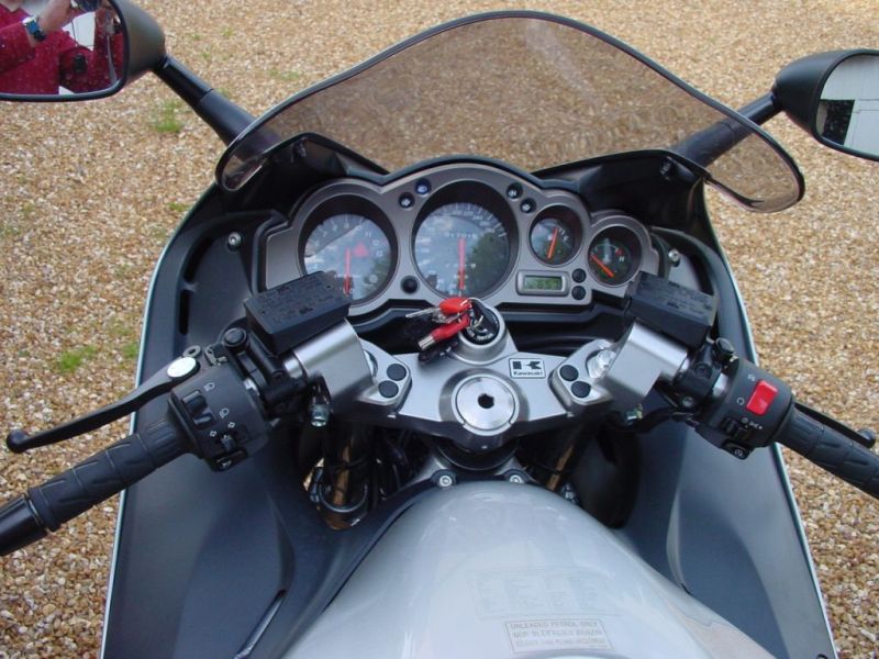 ZZ-R 1200