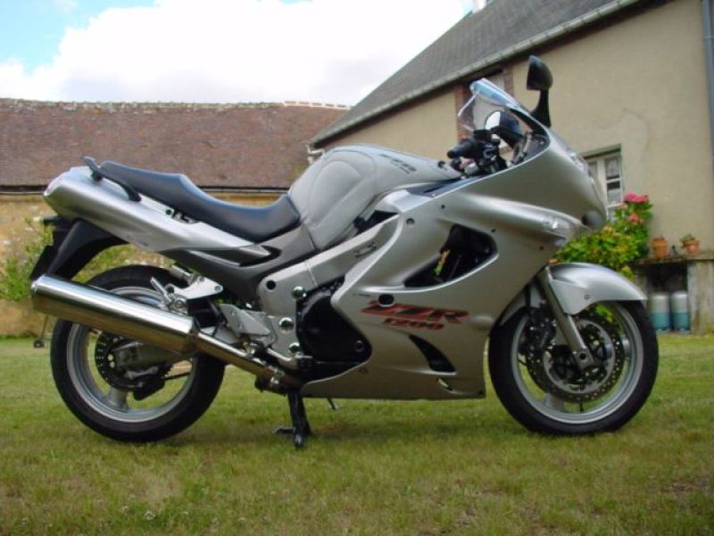 ZZ-R 1200