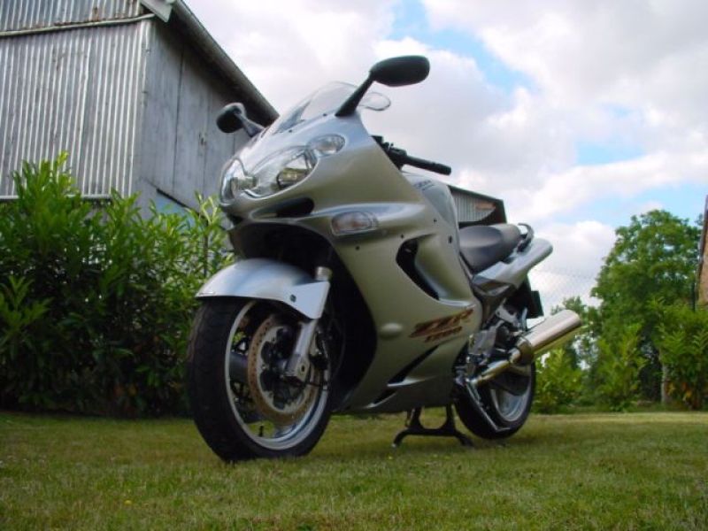ZZ-R 1200