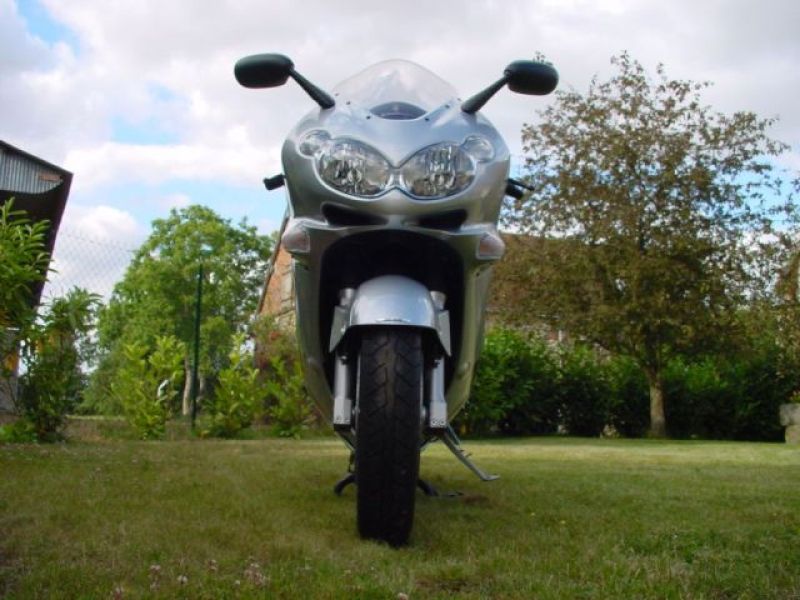 ZZ-R 1200