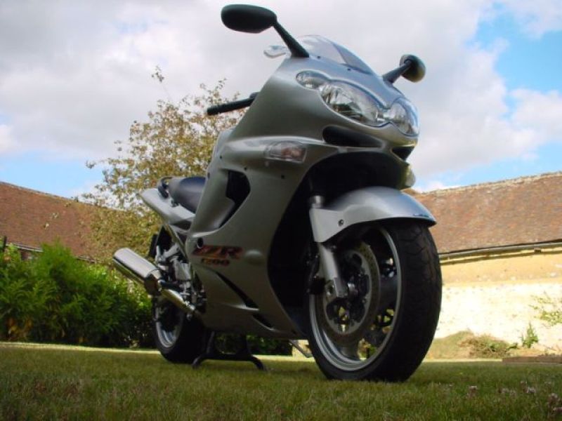 ZZ-R 1200